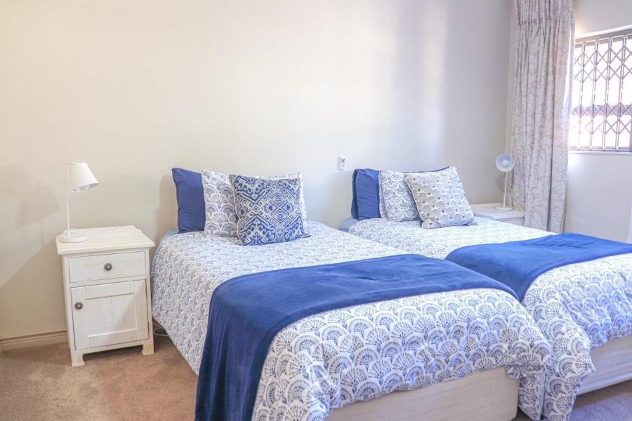 To Let 3 Bedroom Property for Rent in Onrus Western Cape